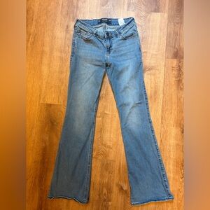 Hollister Women's Jeans Size 2R Bootcut 26 Inch Waist 28 Inch Inseam